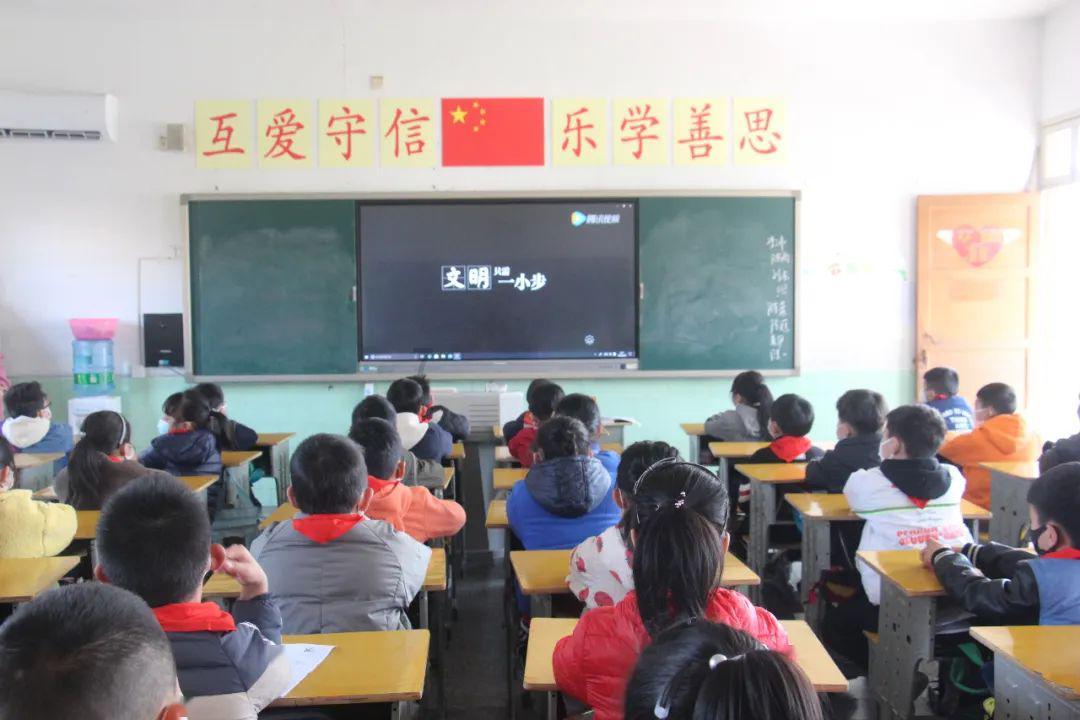 小猫钓鱼开船版最新版下载